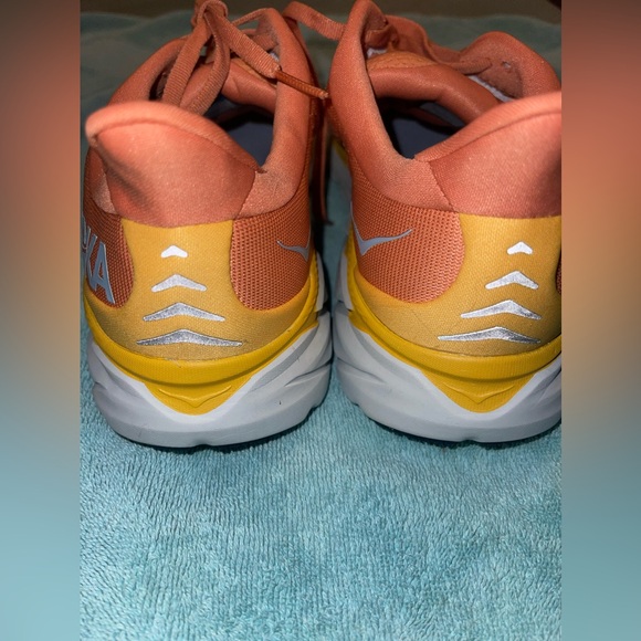 NEW w/o tags HOKA CLIFTON 8 SUN-BAKED ORANGE - Picture 5 of 8